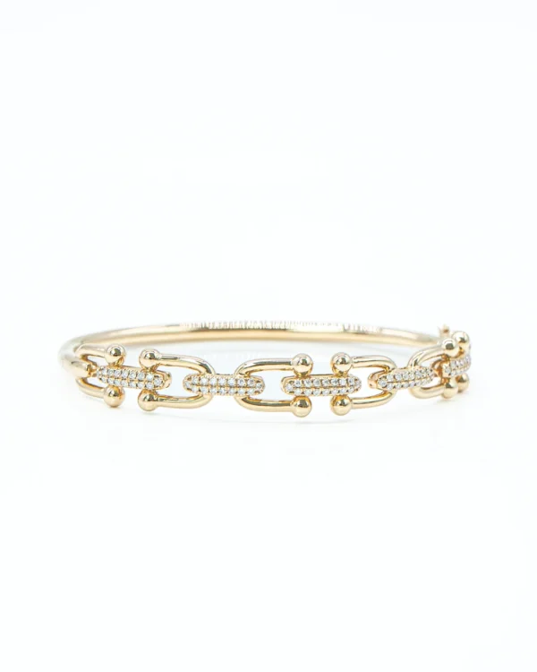 Chain of Luminescence